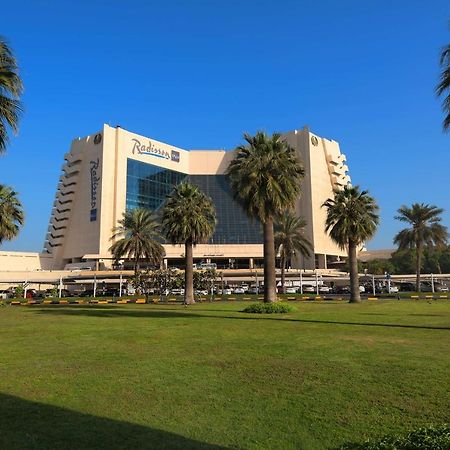 Radisson Blu Resort, Sardzsa Kültér fotó The Radisson Blu Hotel, Khartoum